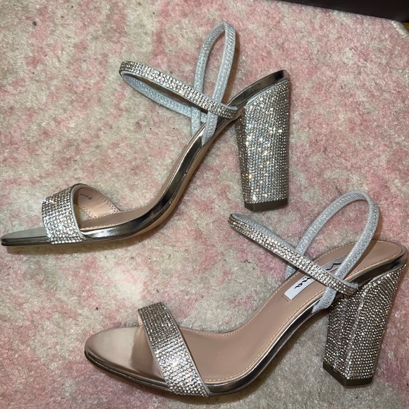 Sparkly Heels - Picture 3 of 4